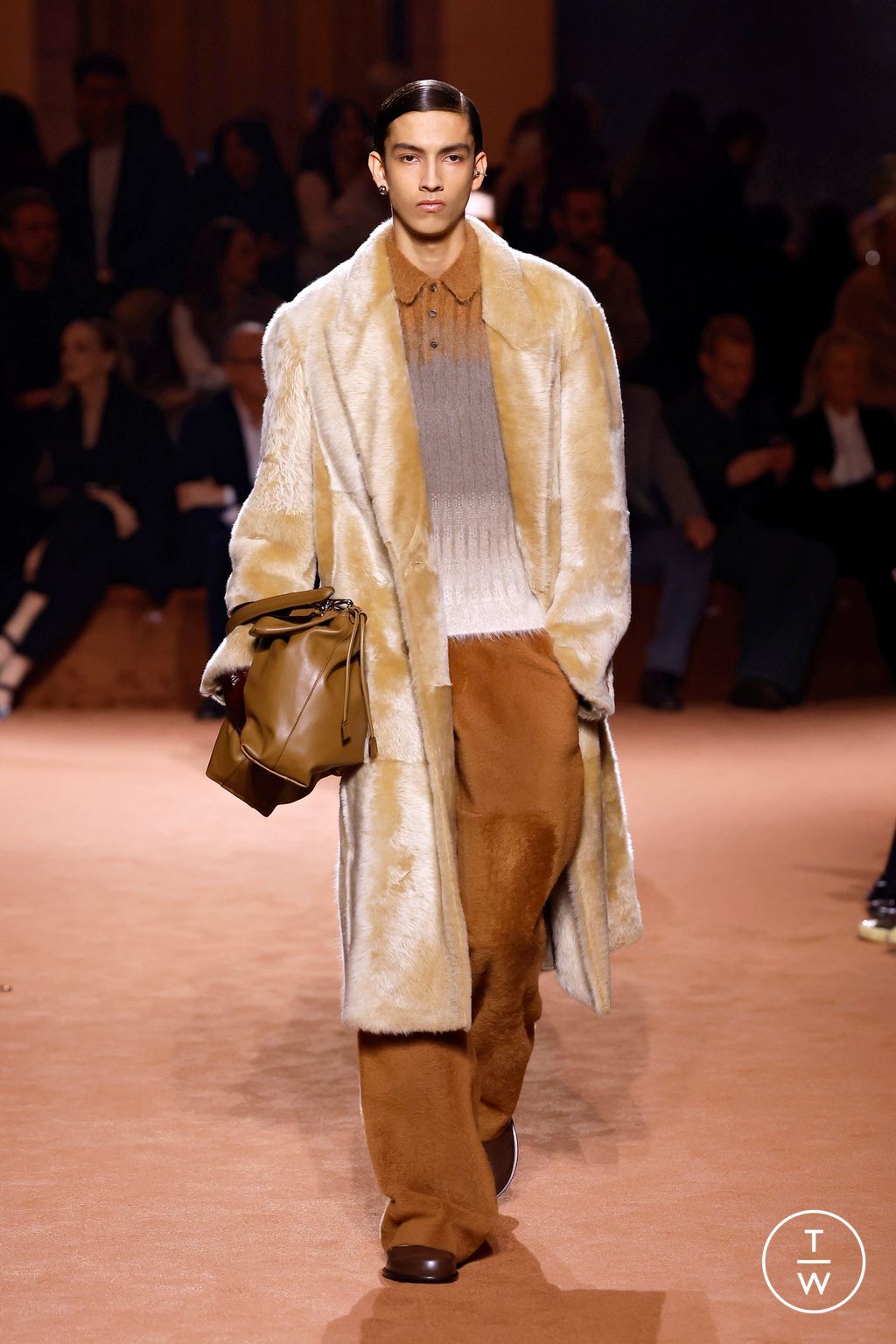 Fashion Week Milan Fall/Winter 2025 look 31 from the Fendi collection womenswear