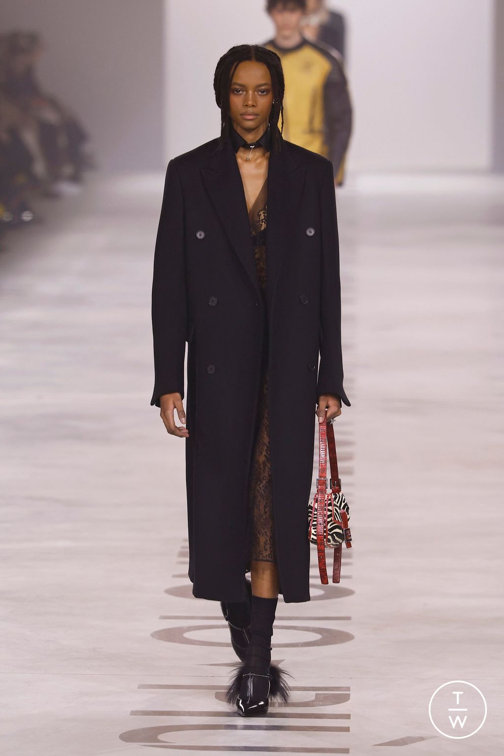 Fashion Week Milan Fall/Winter 2026 look 27 from the Fendi collection womenswear