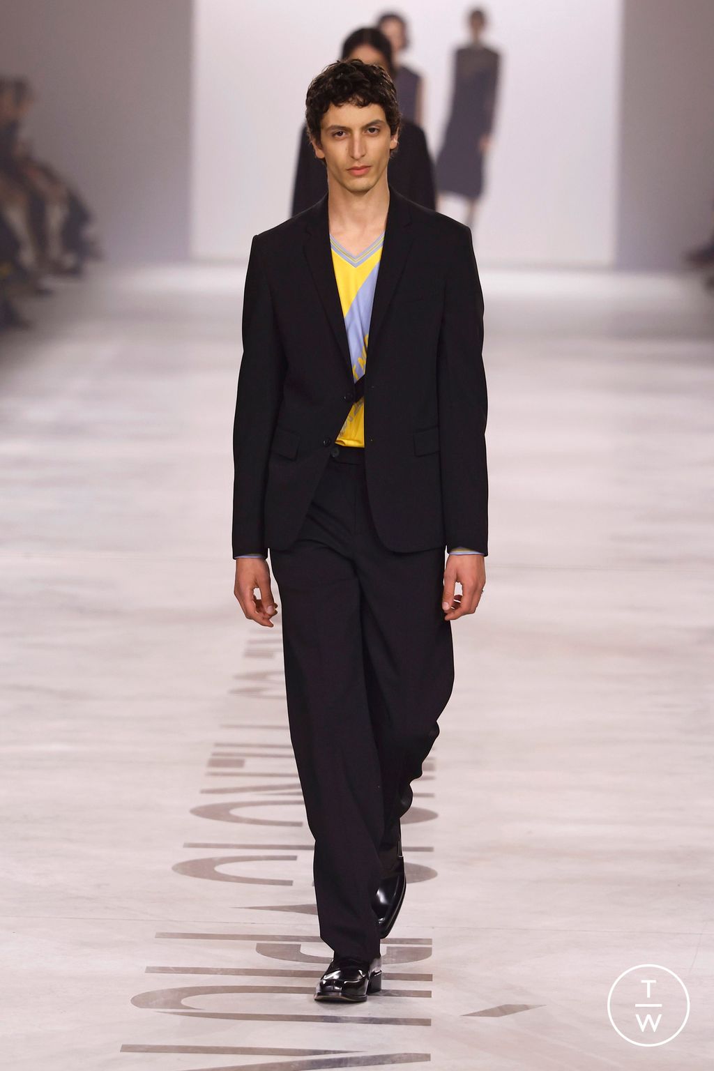 Fashion Week Milan Fall/Winter 2026 look 31 de la collection Fendi womenswear