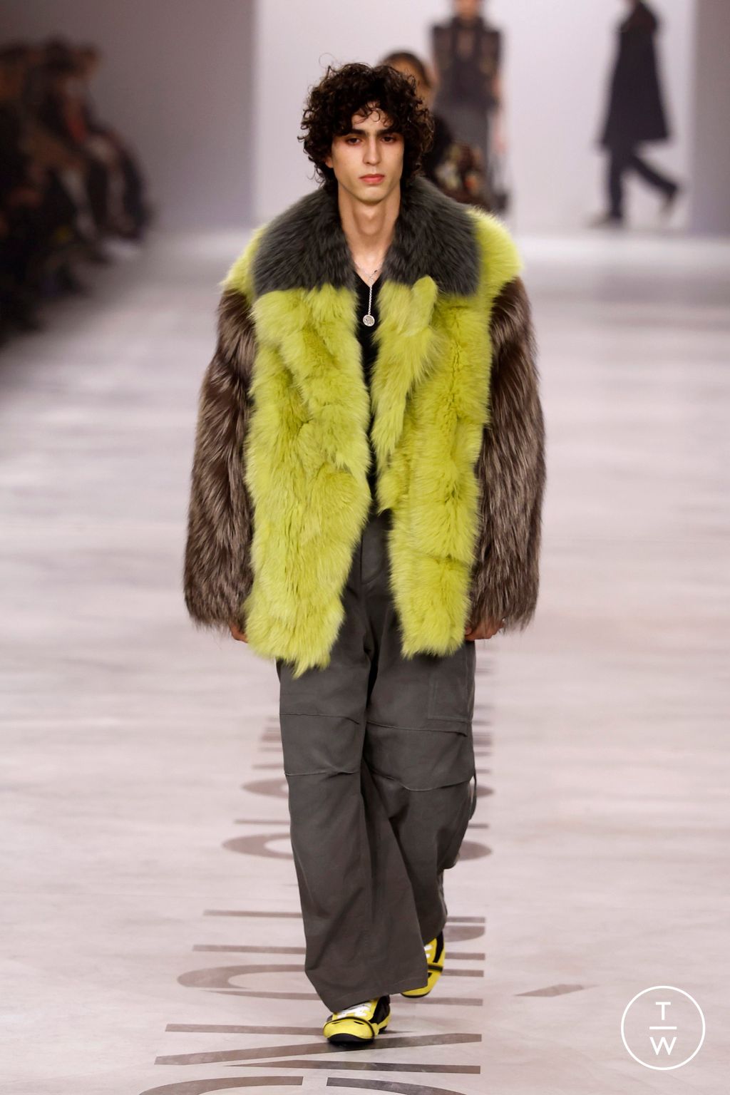Fashion Week Milan Fall/Winter 2026 look 51 de la collection Fendi womenswear