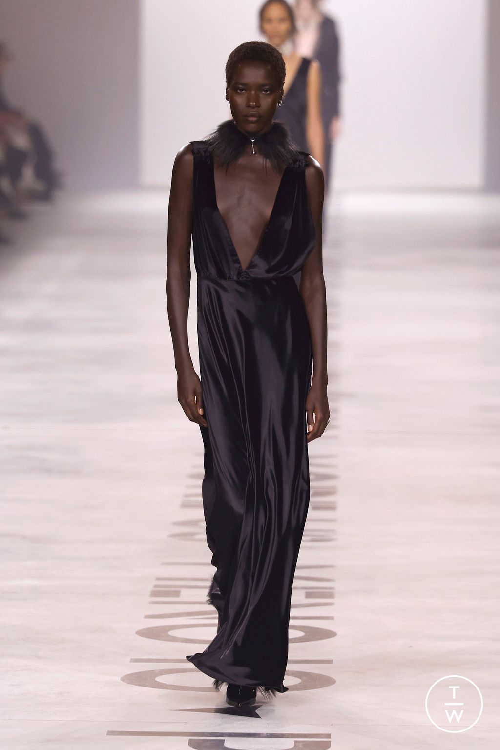 Fashion Week Milan Fall/Winter 2026 look 77 from the Fendi collection 女装