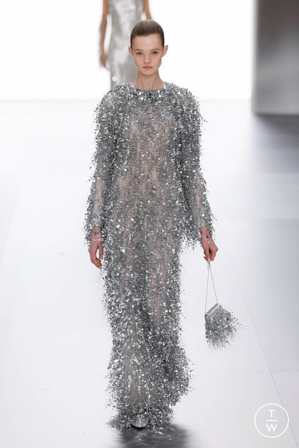 Fashion Week Paris Spring/Summer 2024 look 35 from the Fendi collection couture