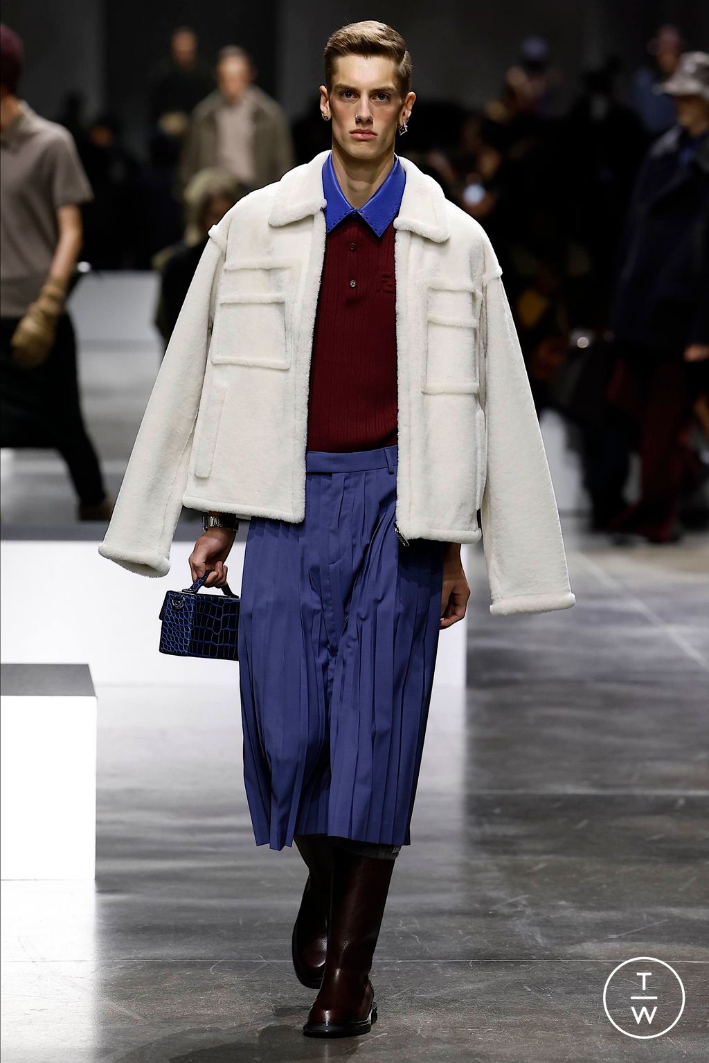 Fashion Week Milan Fall/Winter 2024 look 13 de la collection Fendi menswear