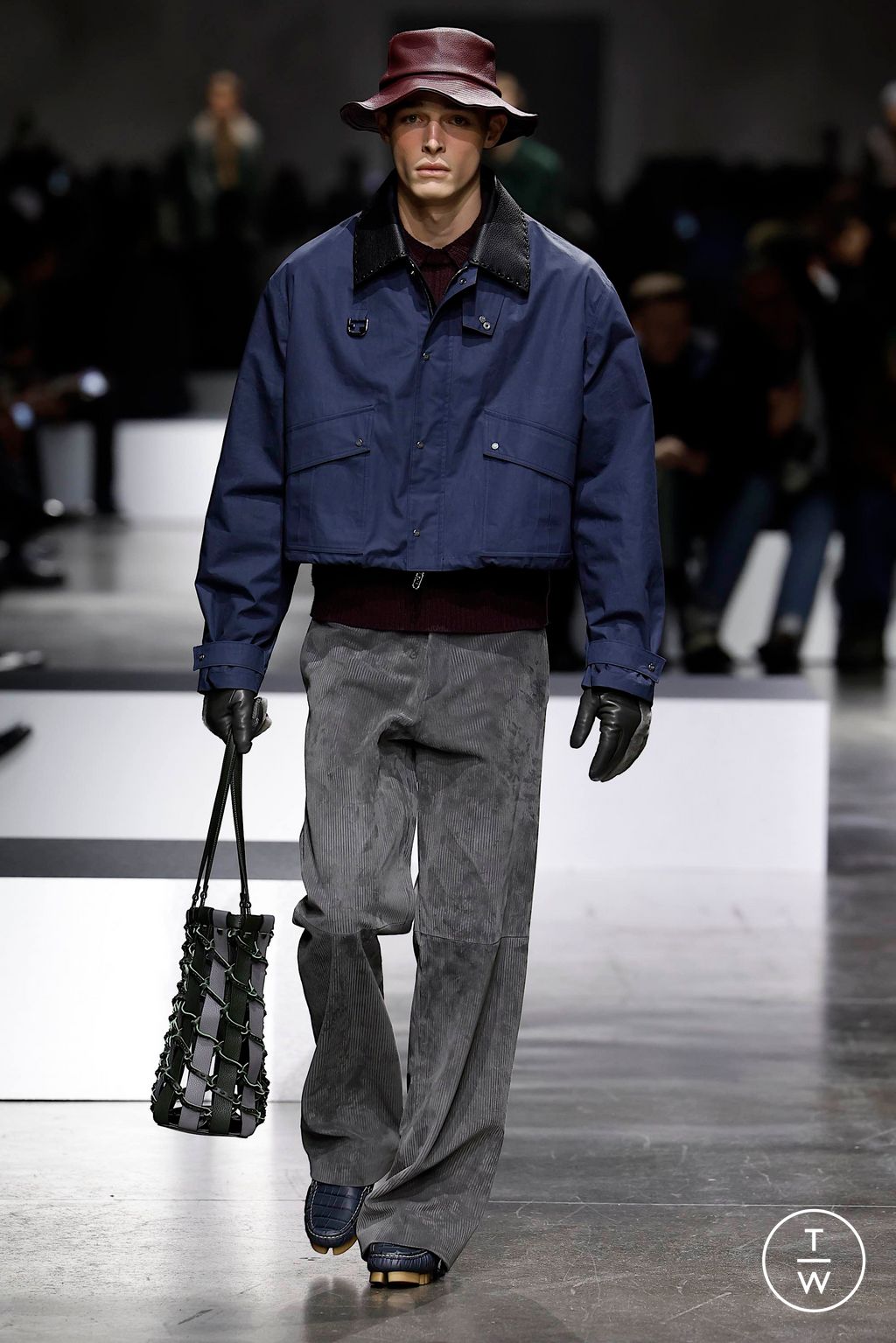 Fashion Week Milan Fall/Winter 2024 look 16 de la collection Fendi menswear