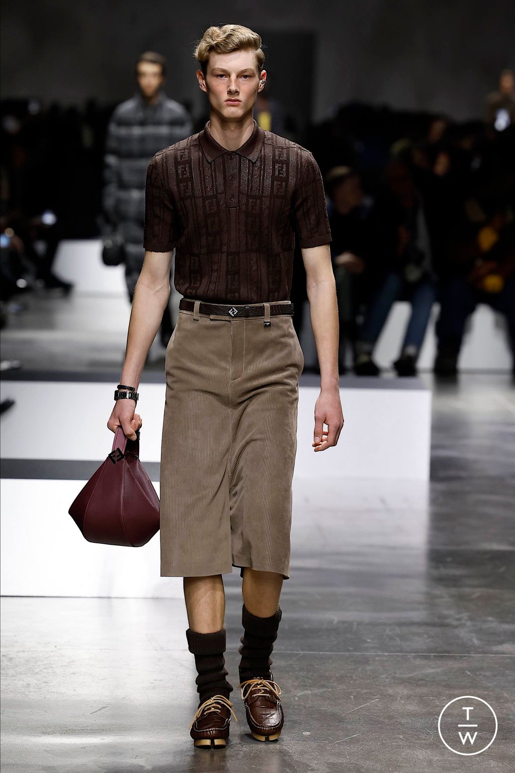 Fashion Week Milan Fall/Winter 2024 look 27 de la collection Fendi menswear