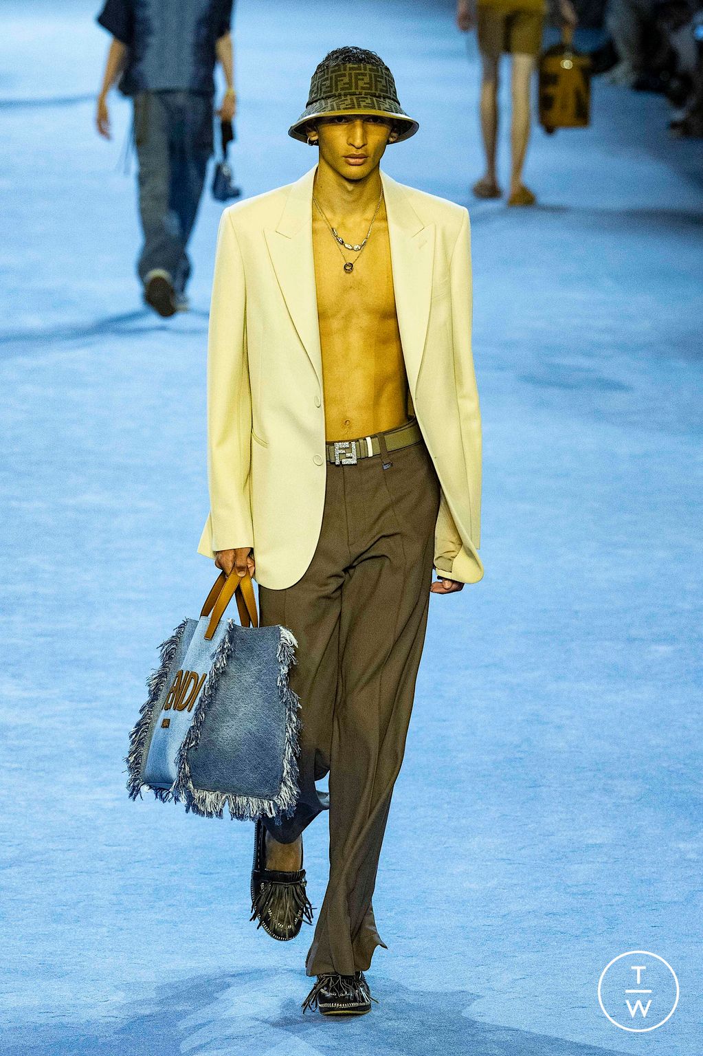 Fashion Week Milan Spring/Summer 2023 look 7 from the Fendi collection menswear