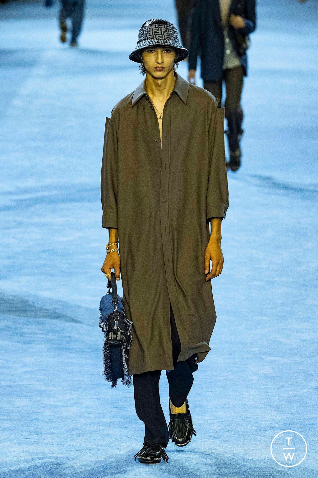Fashion Week Milan Spring/Summer 2023 look 13 from the Fendi collection 男装