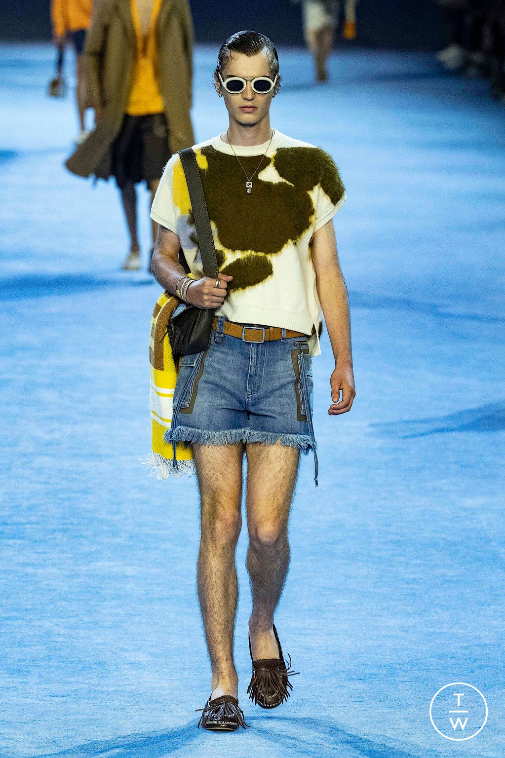 Fashion Week Milan Spring/Summer 2023 look 37 from the Fendi collection 男装