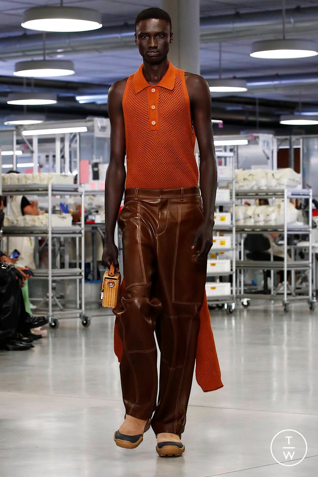 Fashion Week Florence - Pitti Spring/Summer 2024 look 22 de la collection Fendi menswear