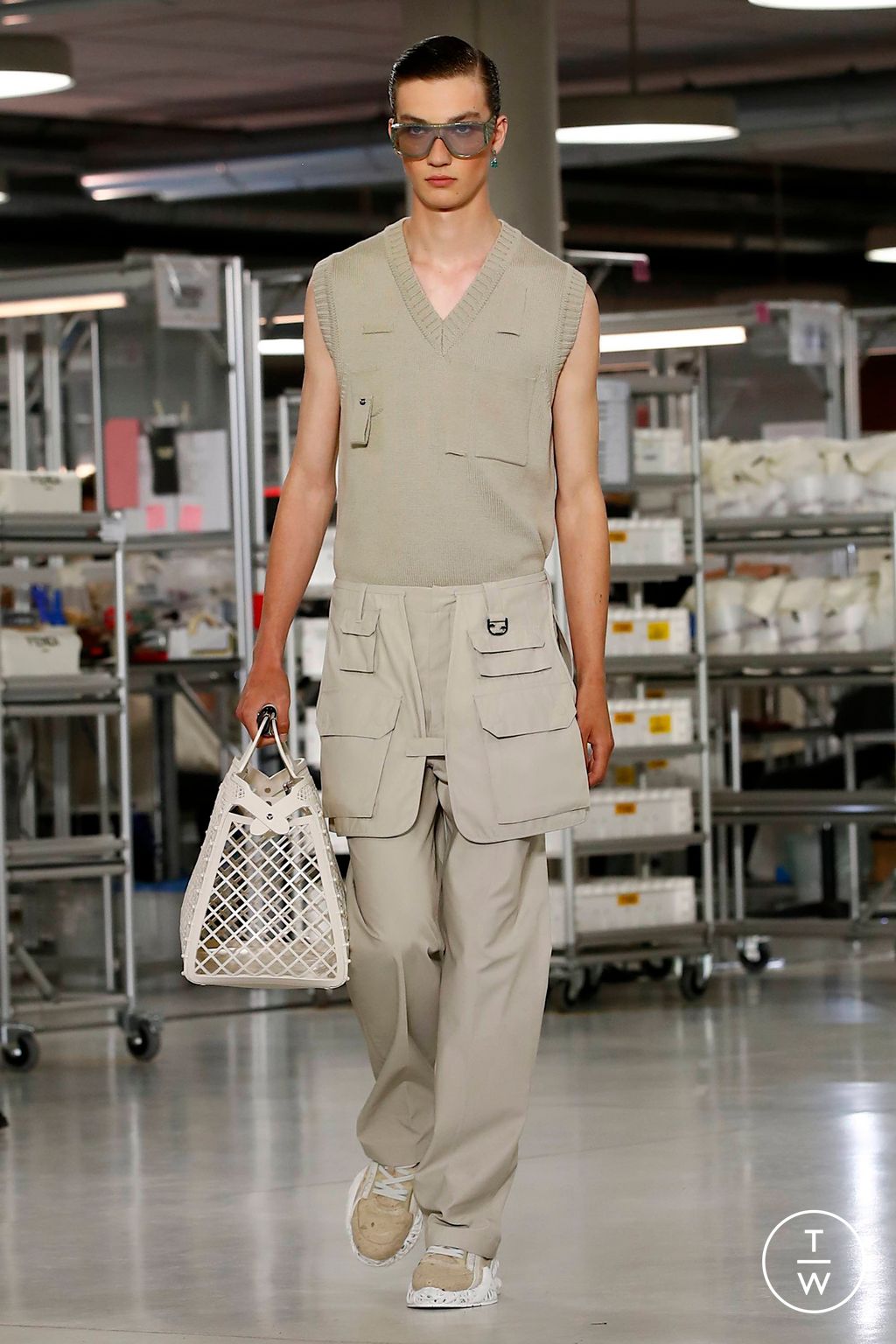 Fashion Week Florence - Pitti Spring/Summer 2024 look 40 from the Fendi collection 男装