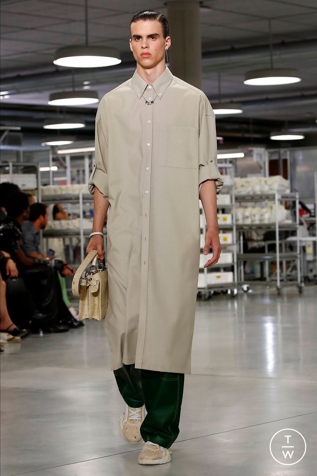 Fashion Week Florence - Pitti Spring/Summer 2024 look 41 from the Fendi collection 男装
