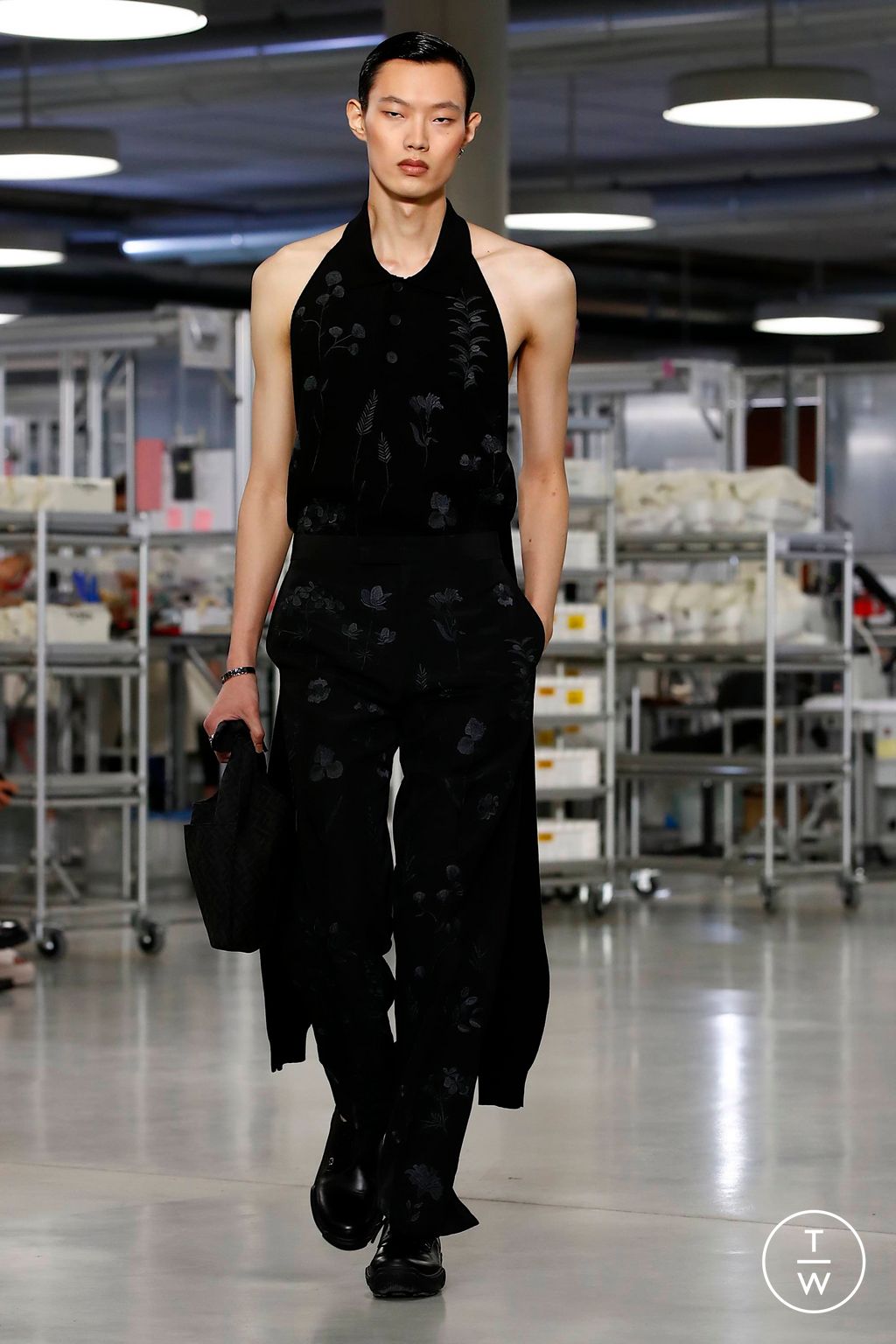 Fashion Week Florence - Pitti Spring/Summer 2024 look 52 from the Fendi collection 男装