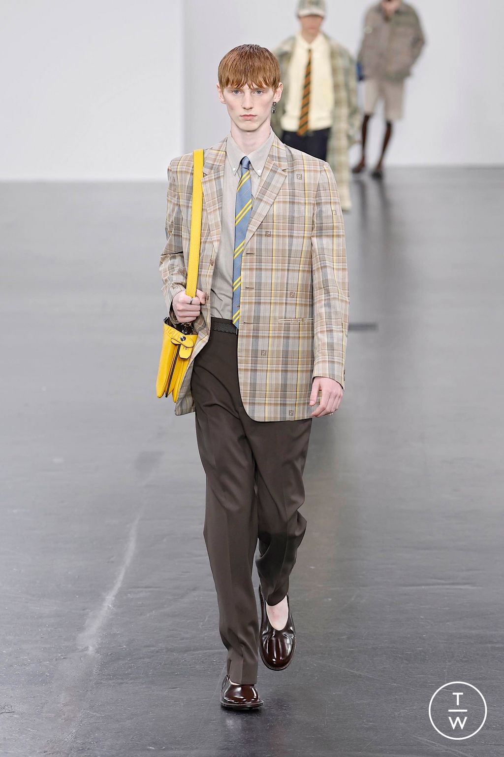 Fashion Week Milan Spring-Summer 2025 look 8 from the Fendi collection 男装