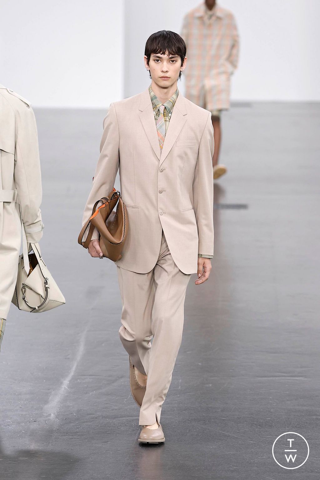 Fashion Week Milan Spring-Summer 2025 look 11 from the Fendi collection menswear