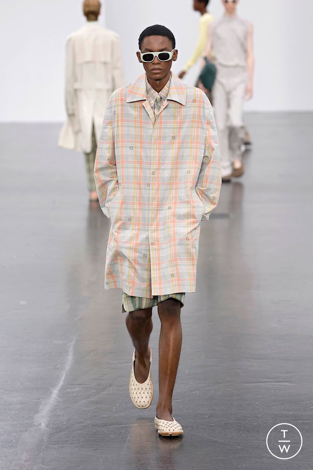 Fashion Week Milan Spring-Summer 2025 look 12 from the Fendi collection menswear