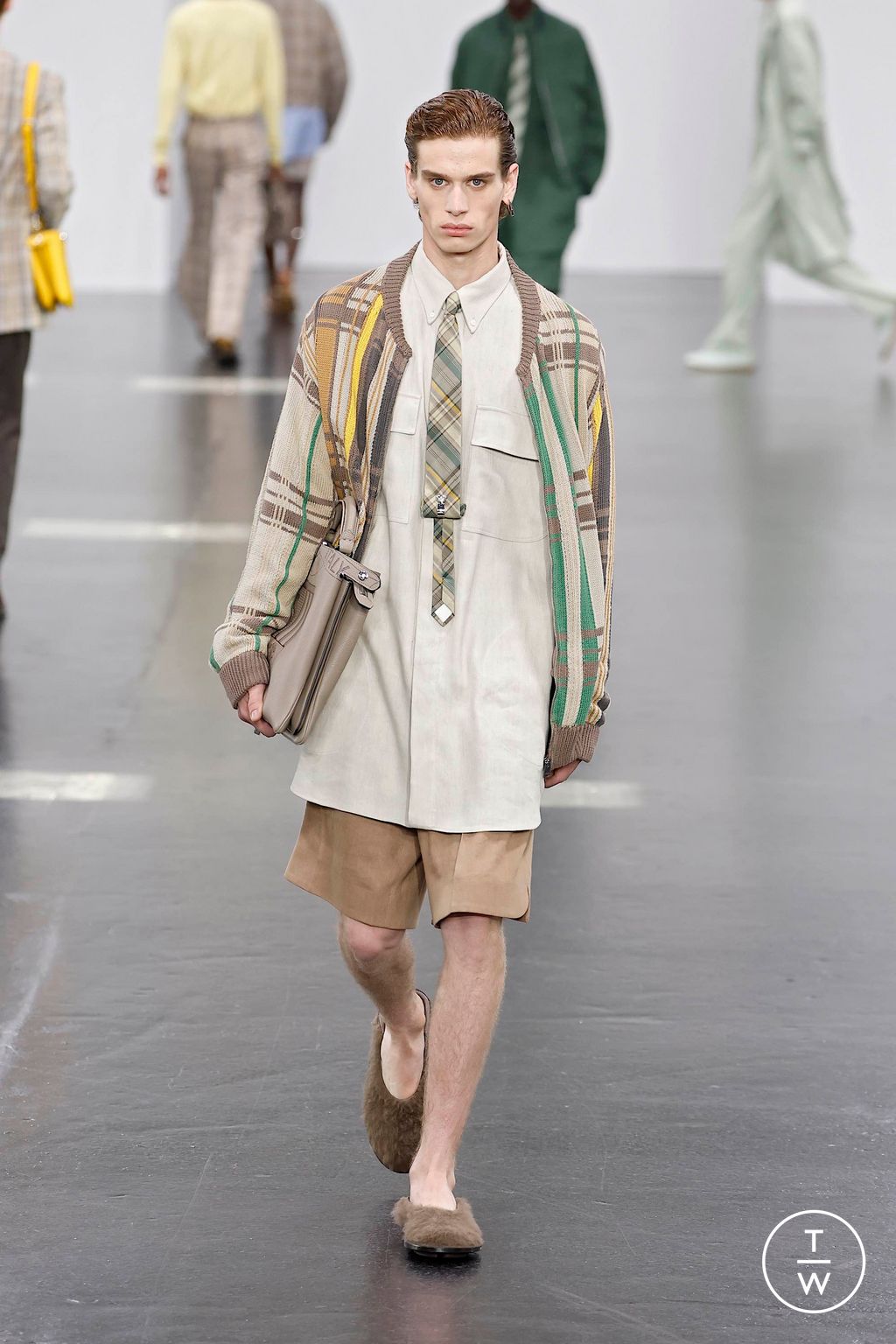 Fashion Week Milan Spring-Summer 2025 look 18 from the Fendi collection menswear