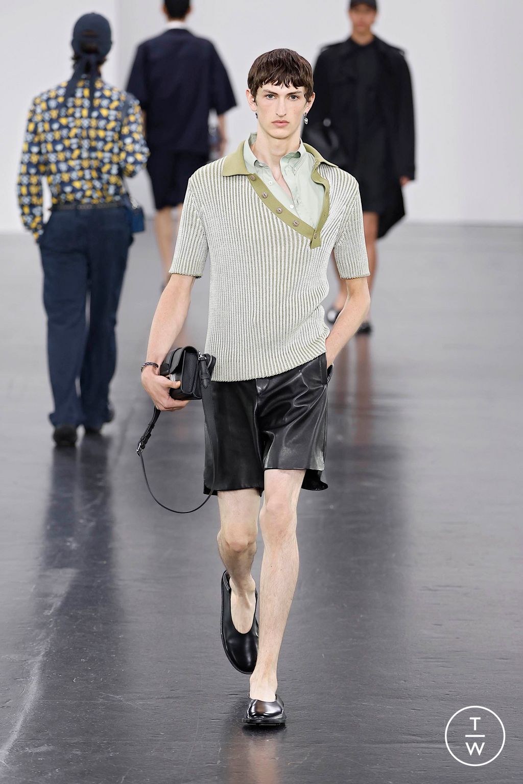 Fashion Week Milan Spring-Summer 2025 look 36 from the Fendi collection menswear