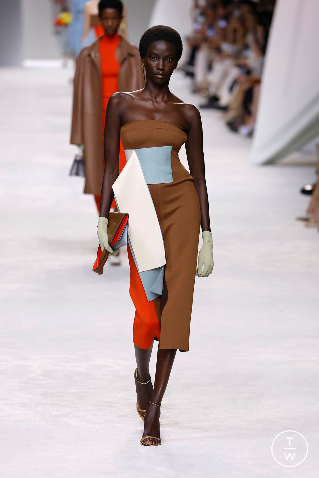 Fashion Week Milan Spring/Summer 2024 look 1 from the Fendi collection womenswear