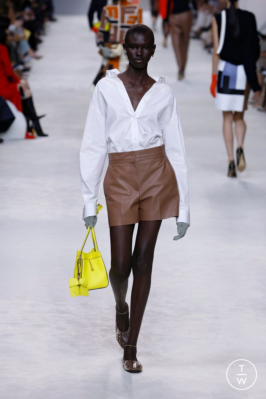 Fashion Week Milan Spring/Summer 2024 look 29 from the Fendi collection womenswear