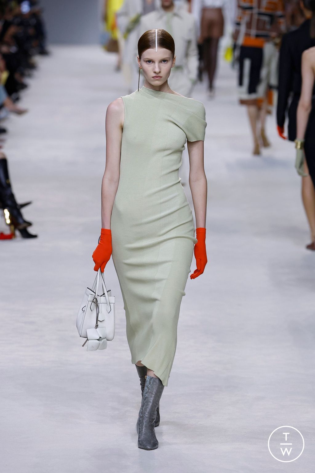 Fashion Week Milan Spring/Summer 2024 look 34 from the Fendi collection womenswear