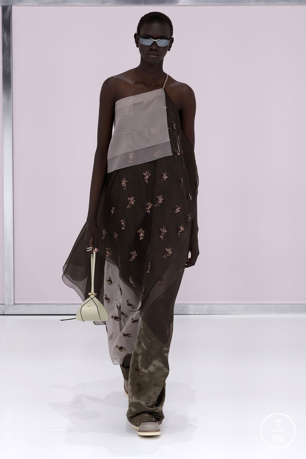 Fashion Week Milan Spring-Summer 2025 look 35 from the Fendi collection womenswear