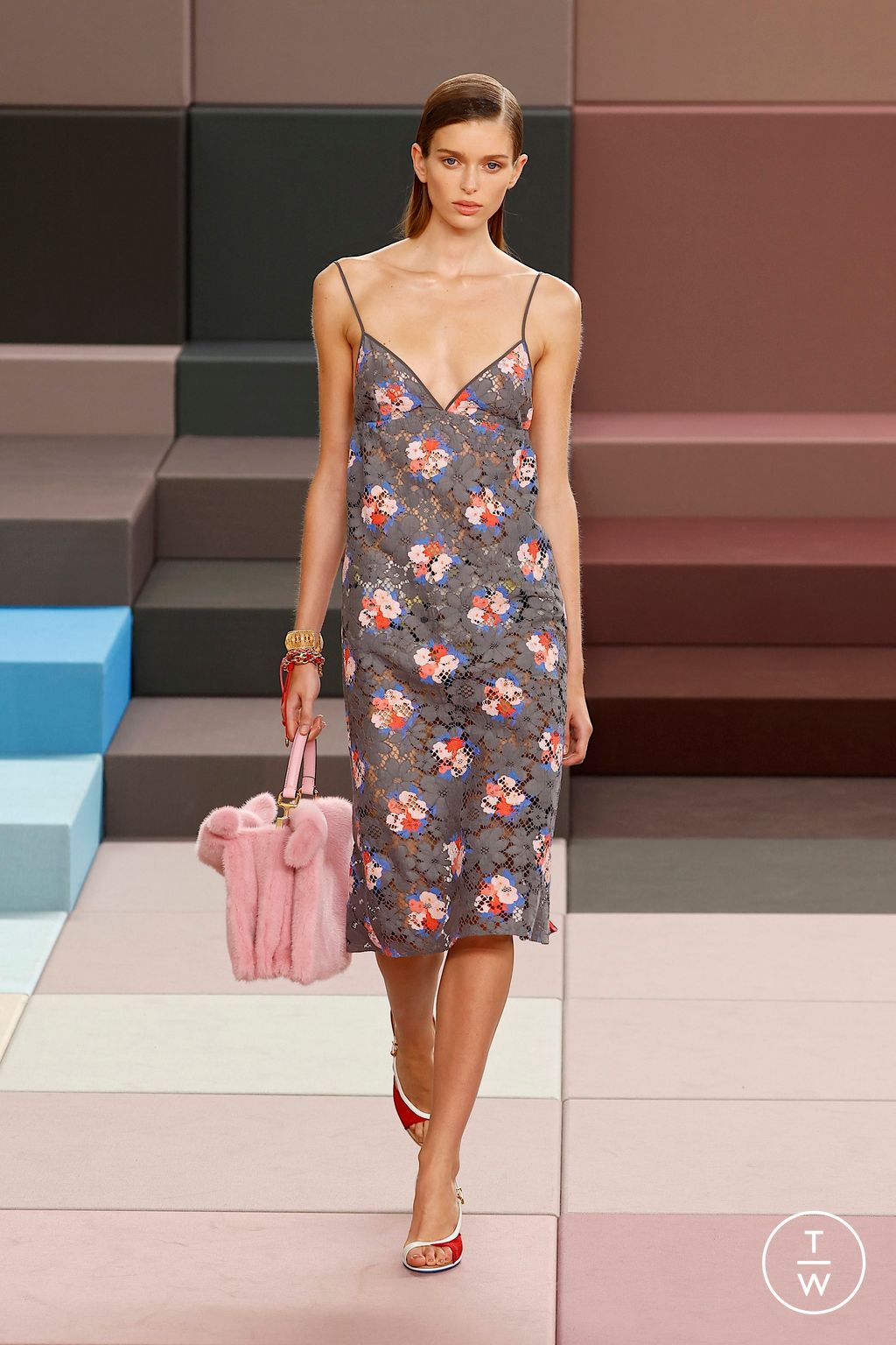 Fashion Week Milan Spring/Summer 2026 look 50 from the Fendi collection 女装