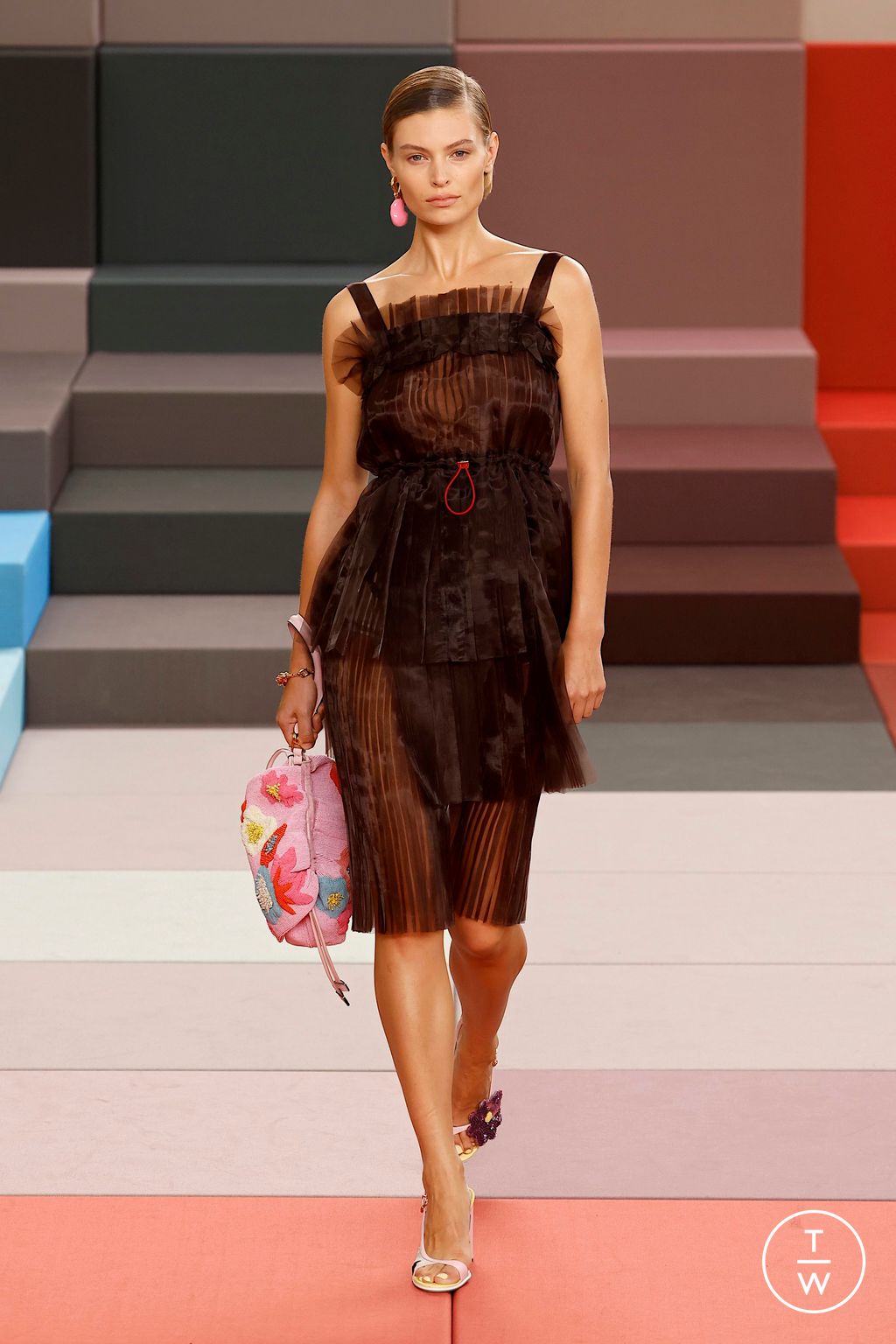Fashion Week Milan Spring/Summer 2026 look 74 from the Fendi collection 女装