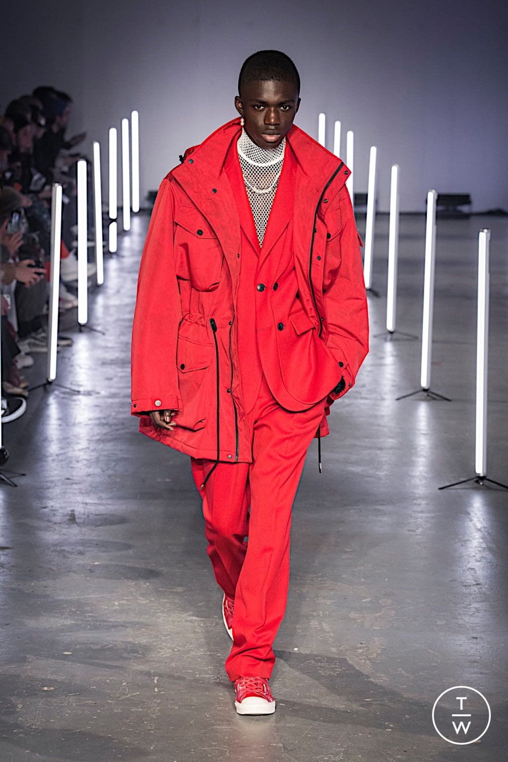 Fashion Week London Fall/Winter 2020 look 33 from the Feng Chen Wang collection menswear