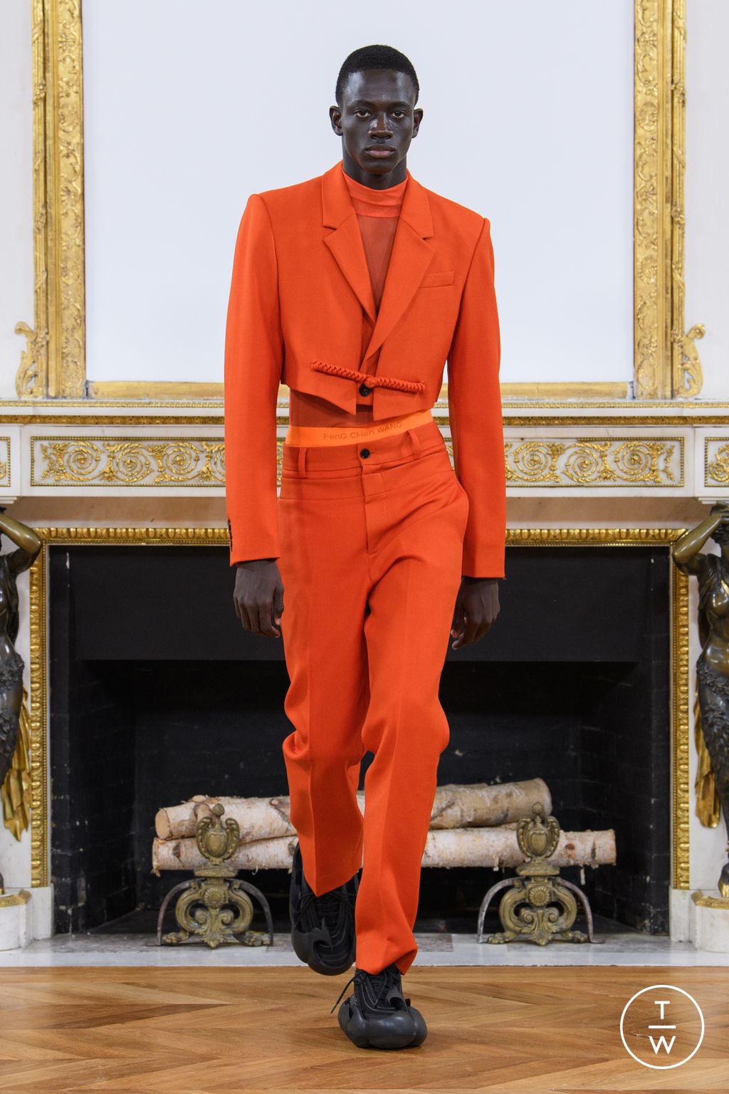 Fashion Week Paris Fall/Winter 2023 look 38 from the Feng Chen Wang collection menswear