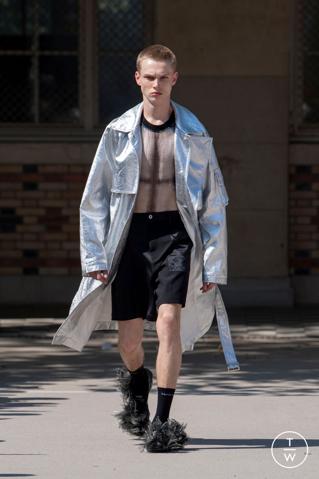 Fashion Week Paris Spring/Summer 2024 look 22 from the Feng Chen Wang collection menswear