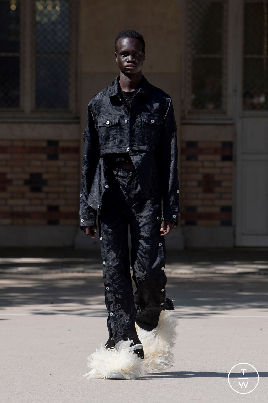Fashion Week Paris Spring/Summer 2024 look 33 from the Feng Chen Wang collection menswear