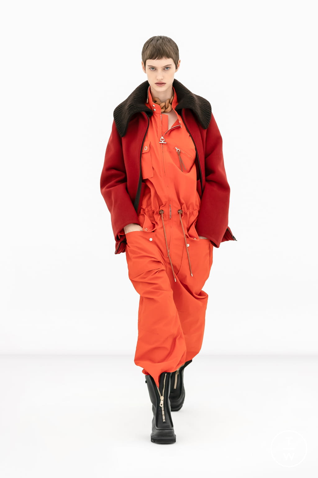 Fashion Week Milan Fall/Winter 2022 look 17 de la collection Ferragamo womenswear