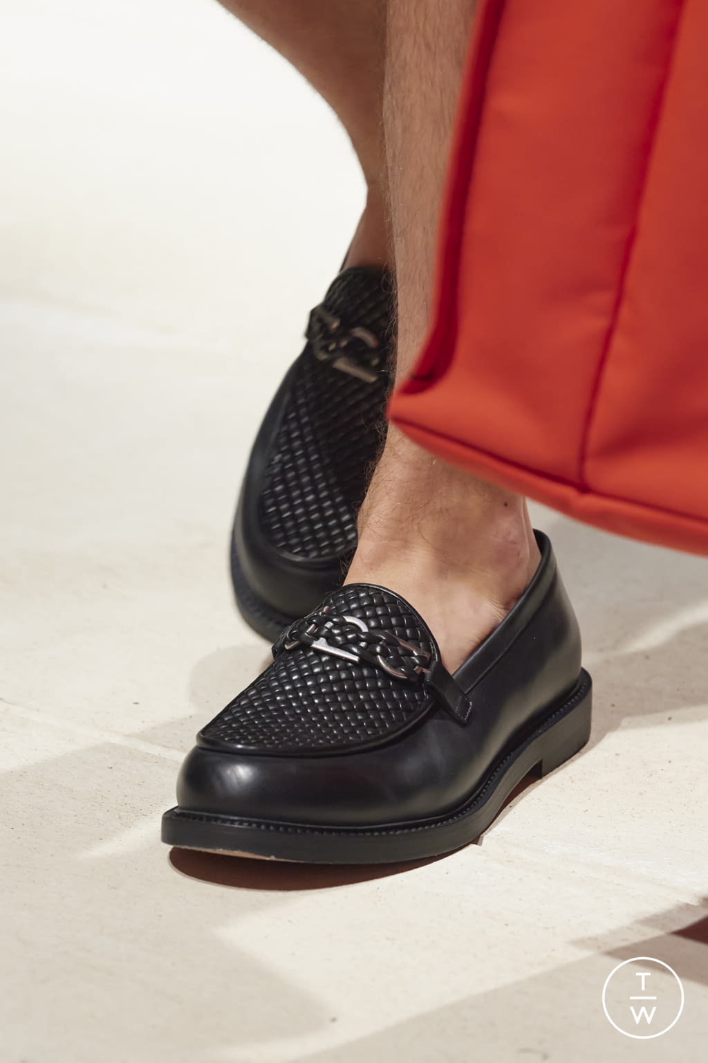 Fashion Week Milan Spring/Summer 2022 look 7 from the Ferragamo collection menswear accessories