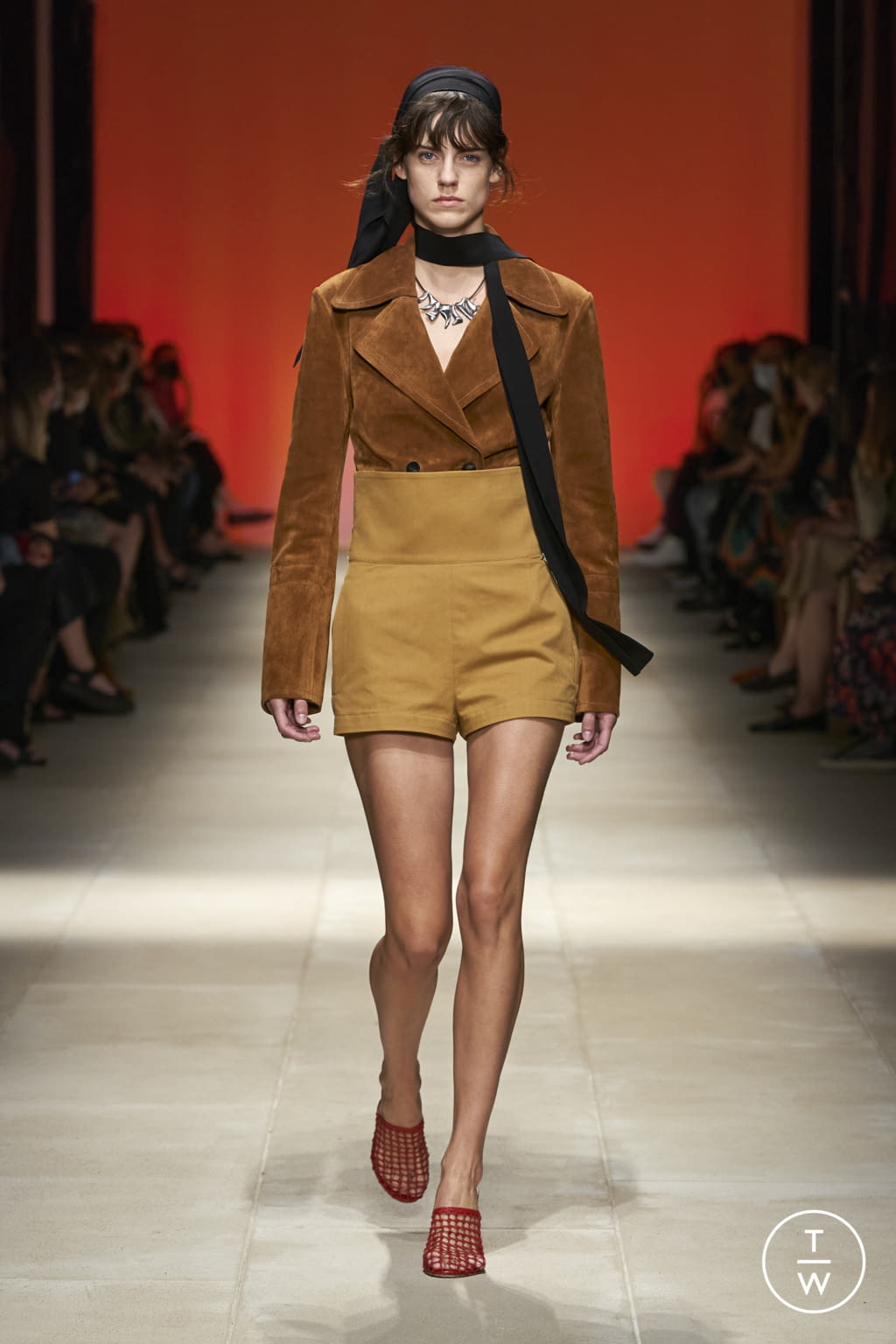 Fashion Week Milan Spring/Summer 2022 look 10 from the Salvatore Ferragamo collection 女装