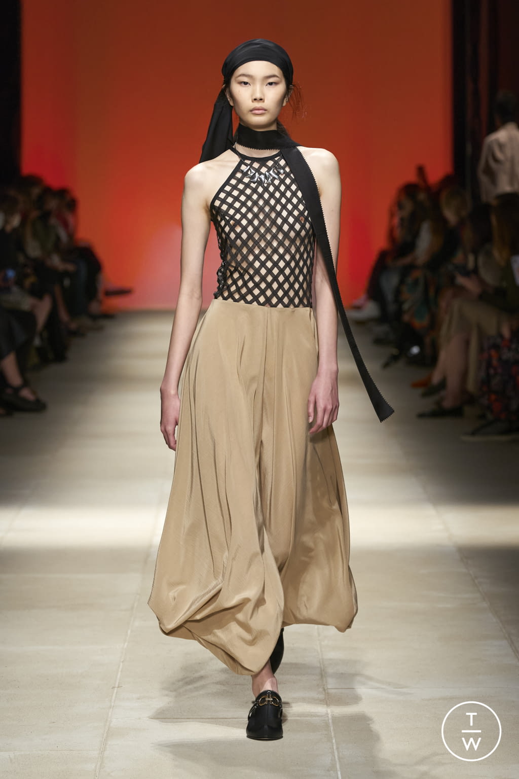 Fashion Week Milan Spring/Summer 2022 look 22 from the Salvatore Ferragamo collection womenswear