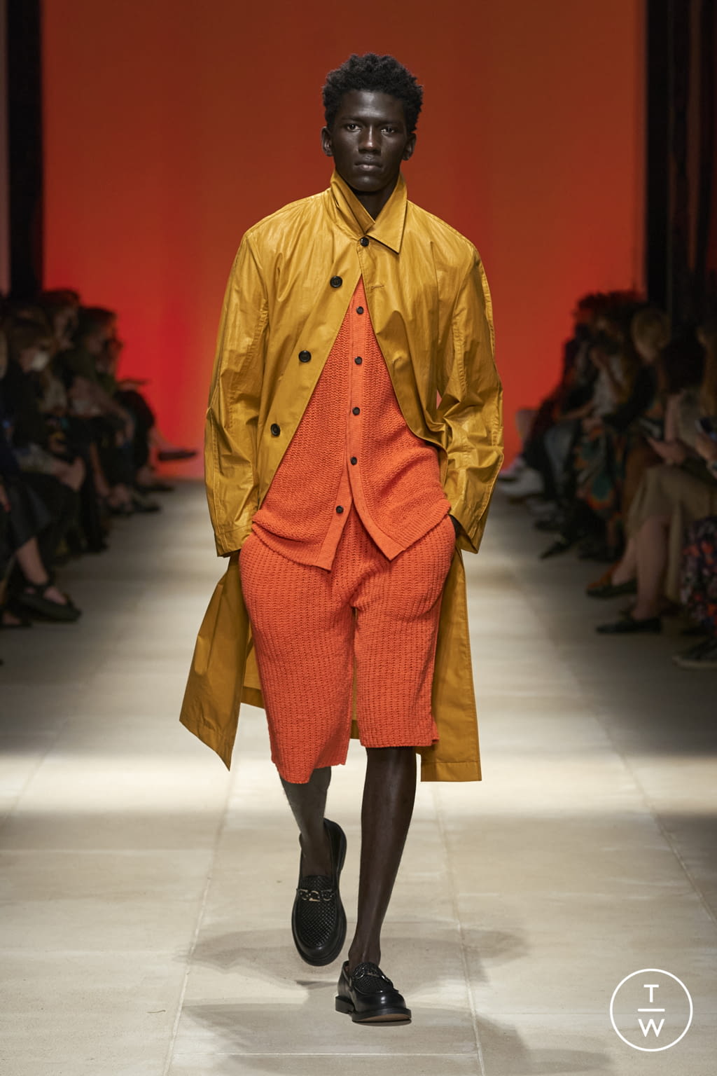 Fashion Week Milan Spring/Summer 2022 look 27 from the Salvatore Ferragamo collection womenswear
