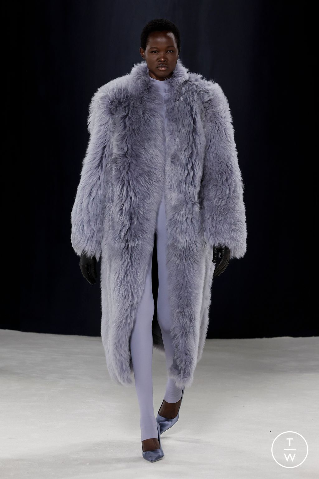 Fashion Week Milan Fall/Winter 2023 look 21 from the Ferragamo collection womenswear