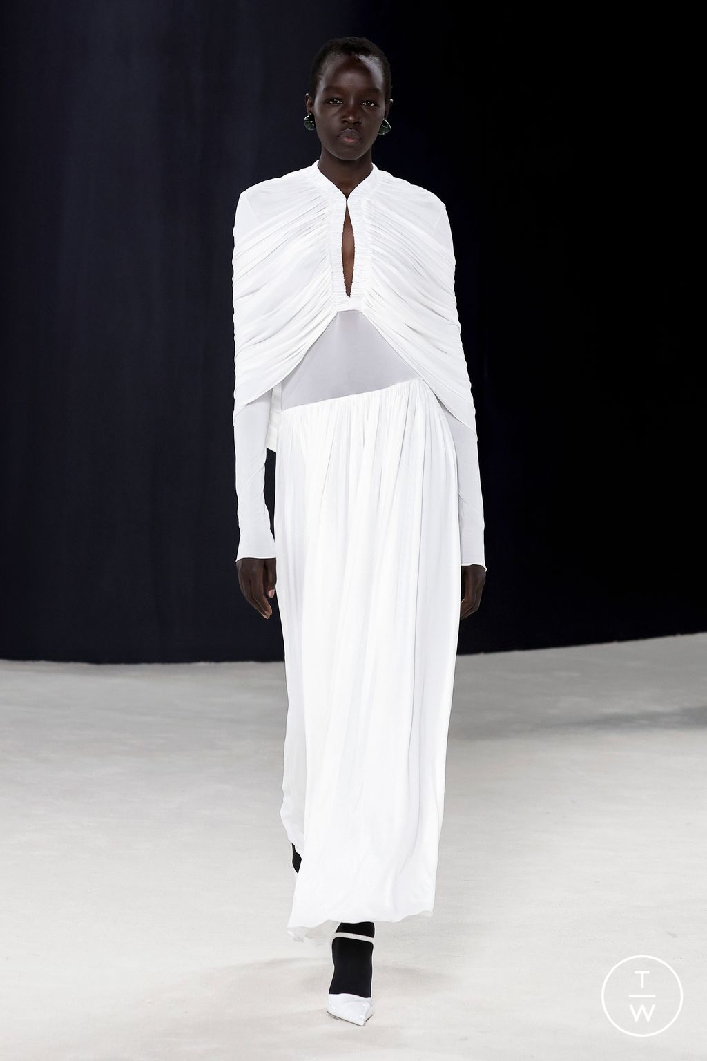 Fashion Week Milan Fall/Winter 2023 look 45 de la collection Ferragamo womenswear