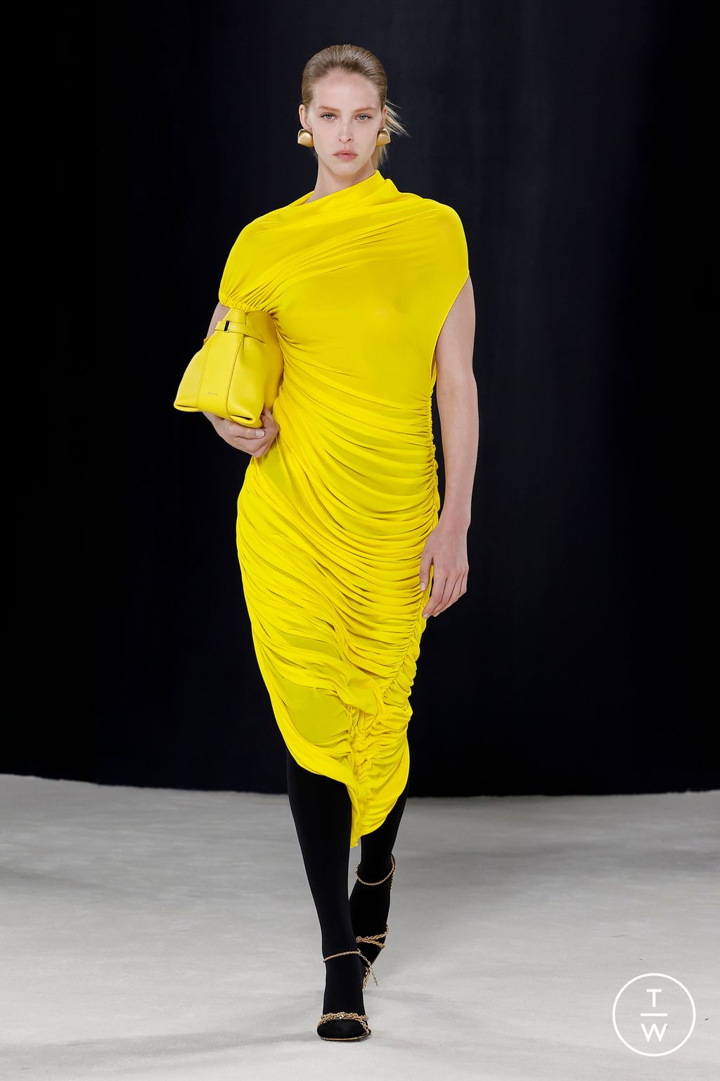 Fashion Week Milan Fall/Winter 2023 look 49 from the Ferragamo collection womenswear