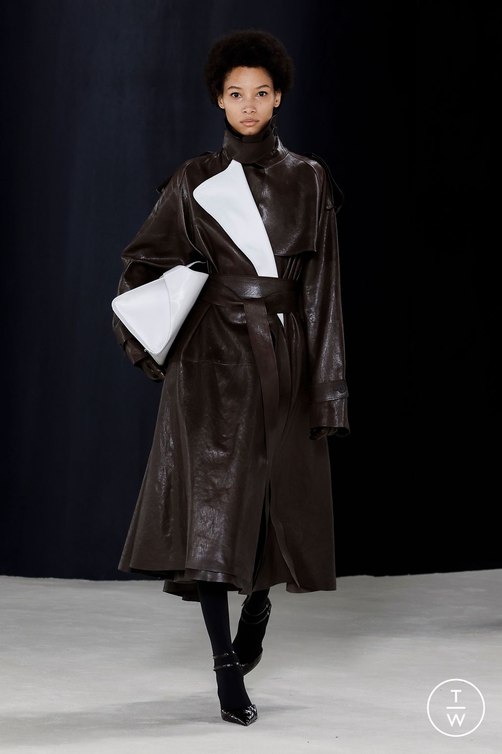 Fashion Week Milan Fall/Winter 2023 look 52 from the Ferragamo collection womenswear
