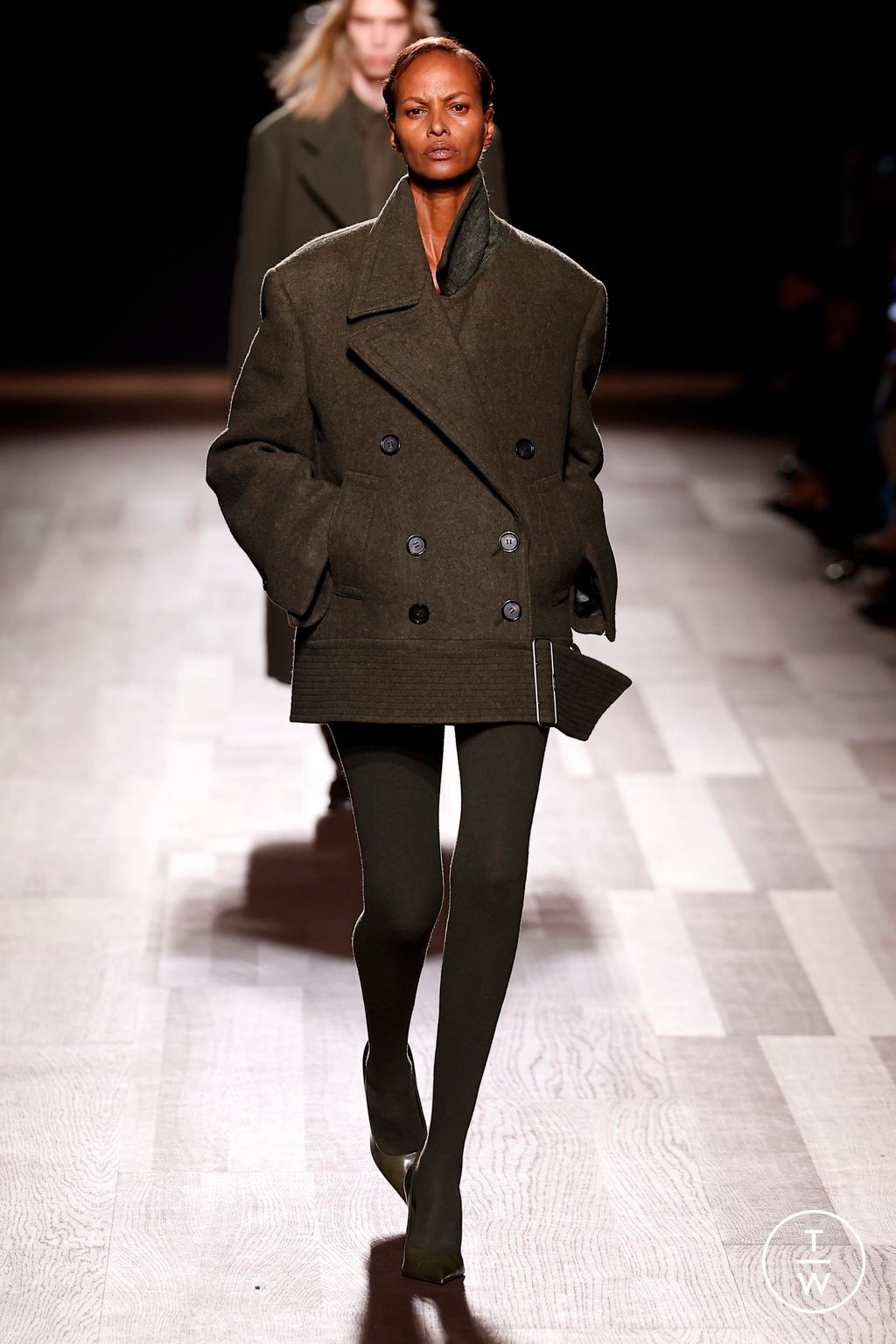 Fashion Week Milan Fall/Winter 2024 look 1 de la collection Ferragamo womenswear