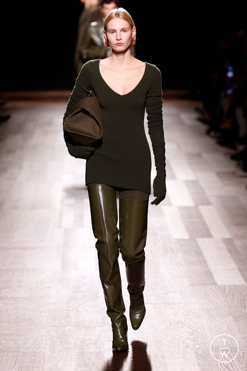 Fashion Week Milan Fall/Winter 2024 look 7 de la collection Ferragamo womenswear