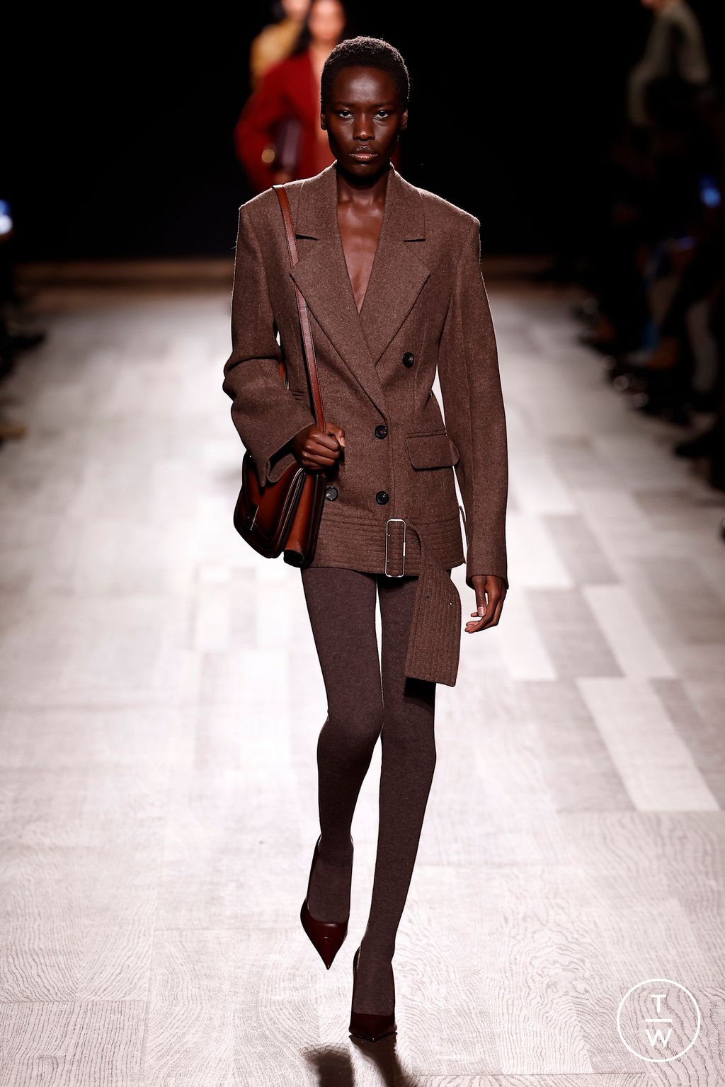 Fashion Week Milan Fall/Winter 2024 look 11 from the Ferragamo collection 女装