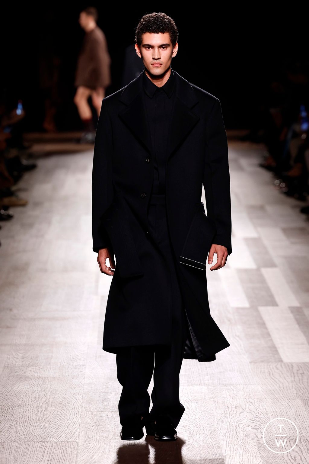 Fashion Week Milan Fall/Winter 2024 look 19 from the Ferragamo collection 女装