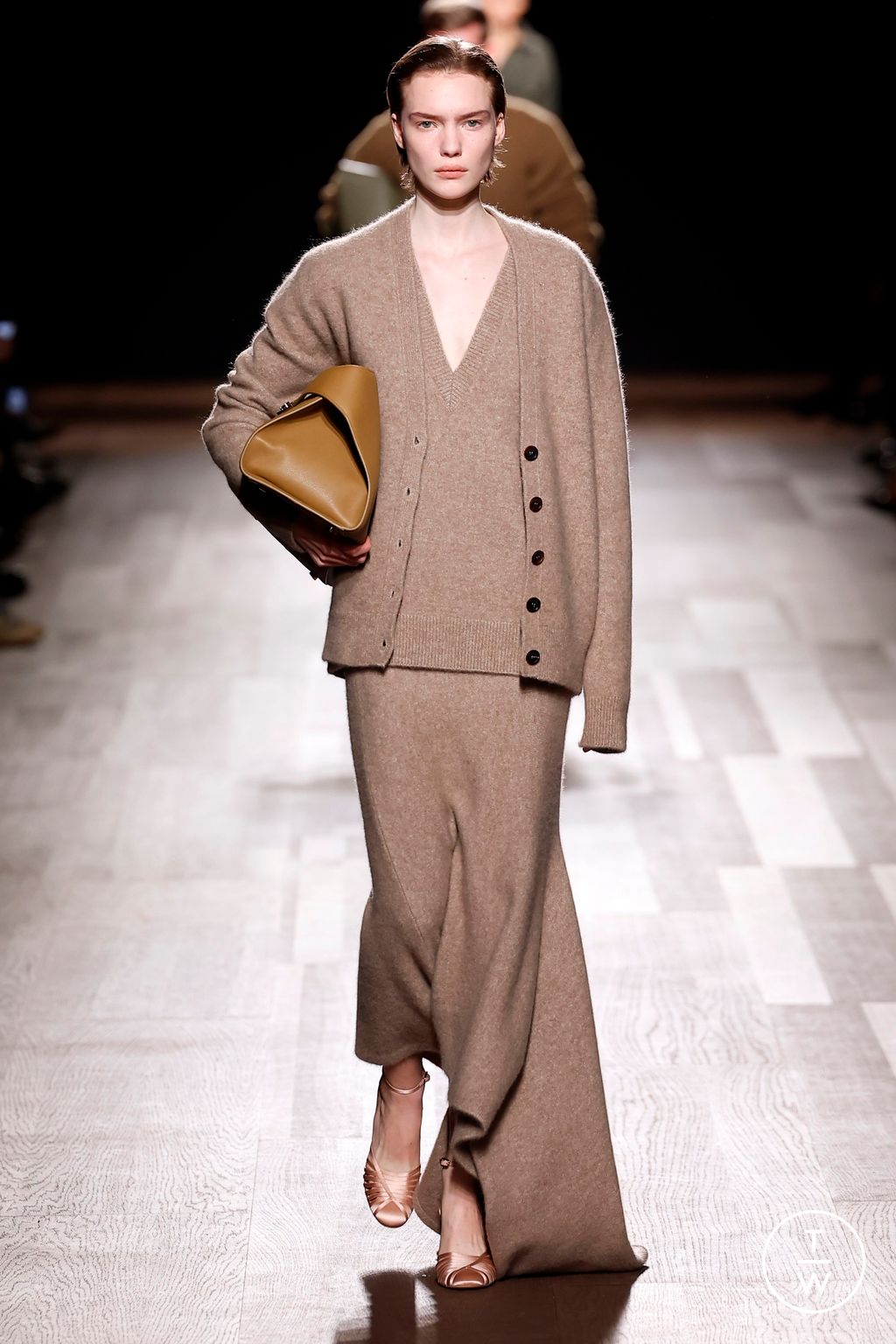 Fashion Week Milan Fall/Winter 2024 look 35 from the Ferragamo collection womenswear