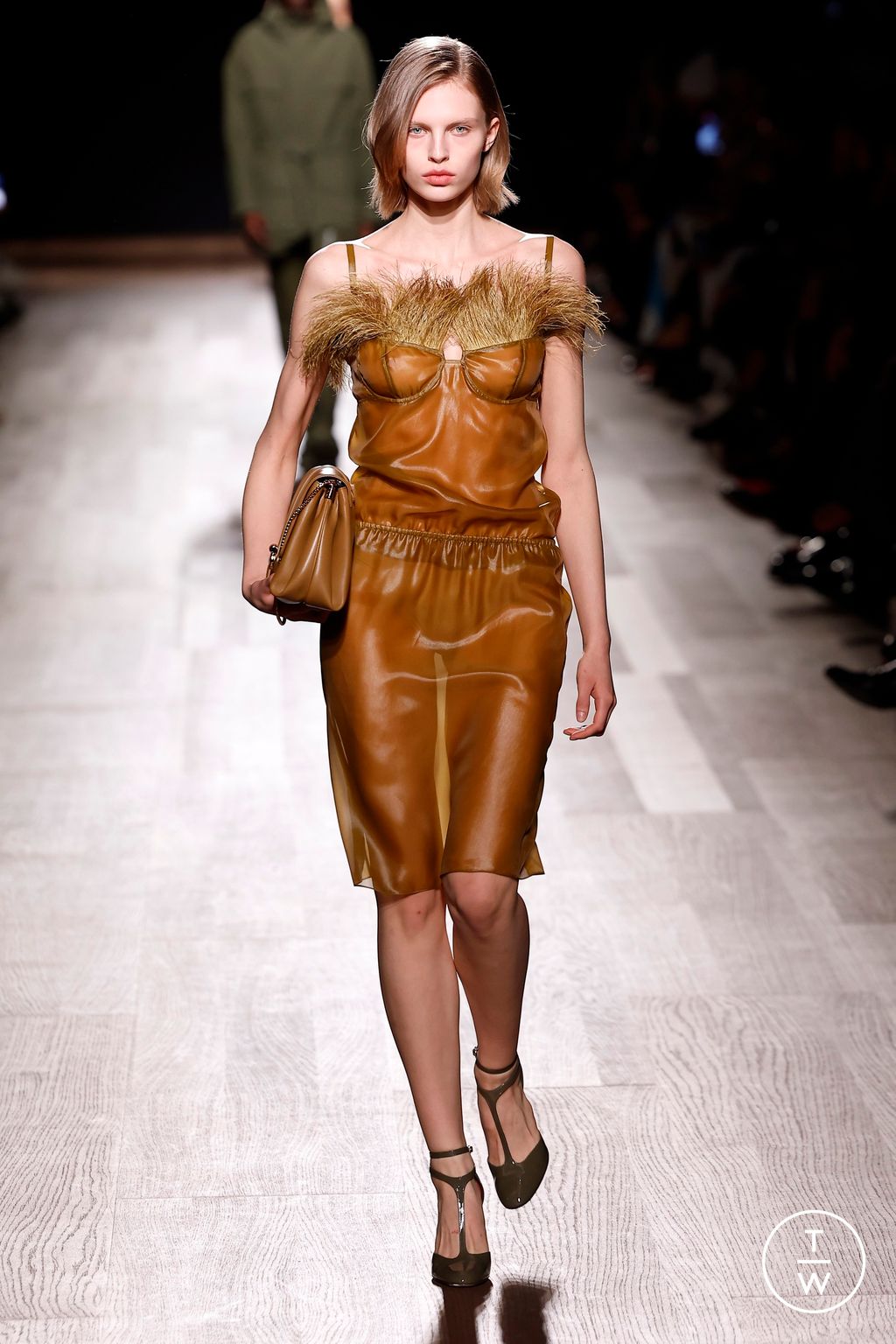 Fashion Week Milan Fall/Winter 2024 look 38 from the Ferragamo collection 女装