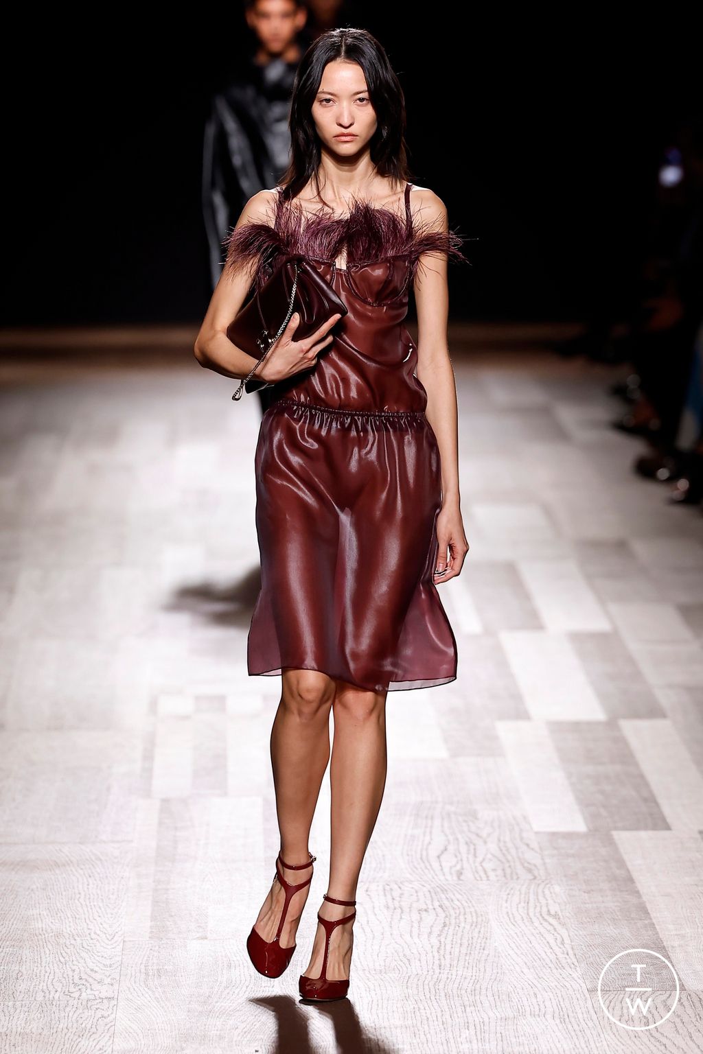 Fashion Week Milan Fall/Winter 2024 look 40 from the Ferragamo collection 女装