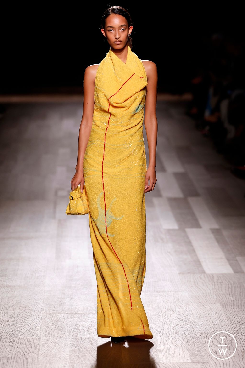 Fashion Week Milan Fall/Winter 2024 look 66 from the Ferragamo collection 女装