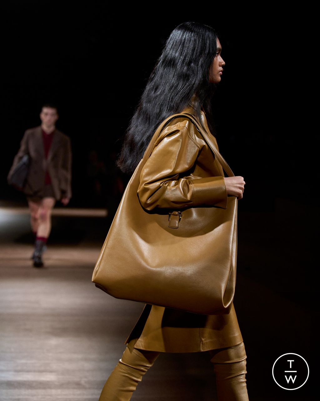 Fashion Week Milan Fall/Winter 2024 look 9 from the Ferragamo collection 女装配饰