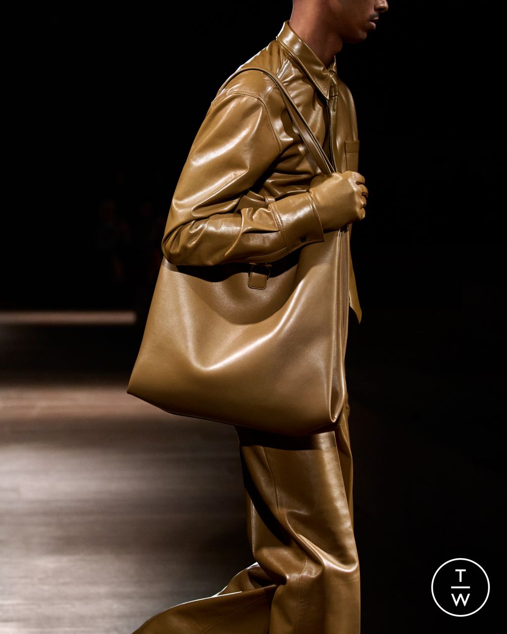 Fashion Week Milan Fall/Winter 2024 look 12 from the Ferragamo collection womenswear accessories